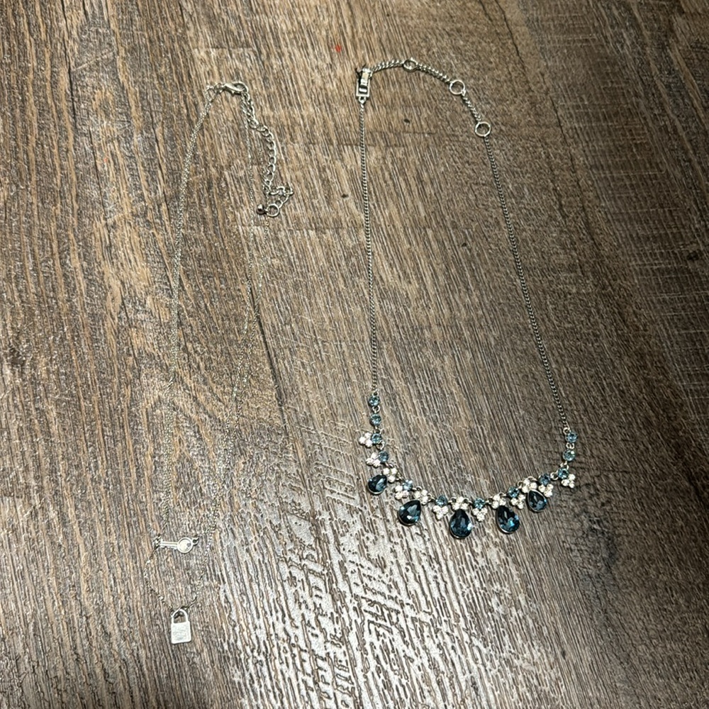Silver lock key layered necklace and blue